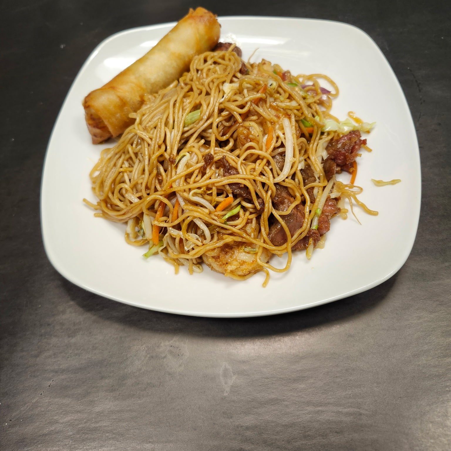 Combo Lo Mein.