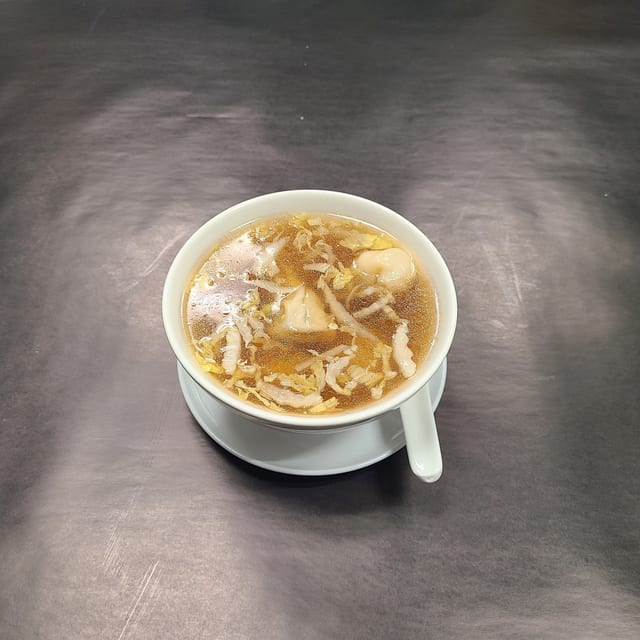 Medium Wonton Soup.